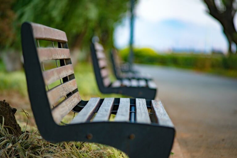 richard-deng-qbbIdxOGWWU-unsplash